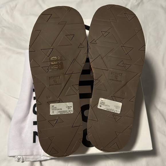 Schultz Yara Platform Sandal - Picture 2 of 4